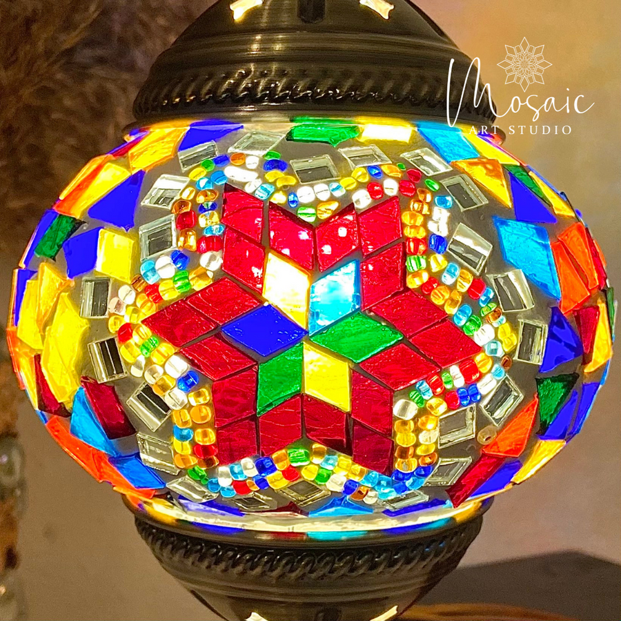''Kleurrijke Sterretje'' Handgemaakte Mozaïek Tafellamp